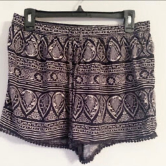 Hollister boho printed drawstring shorts - Picture 1 of 5